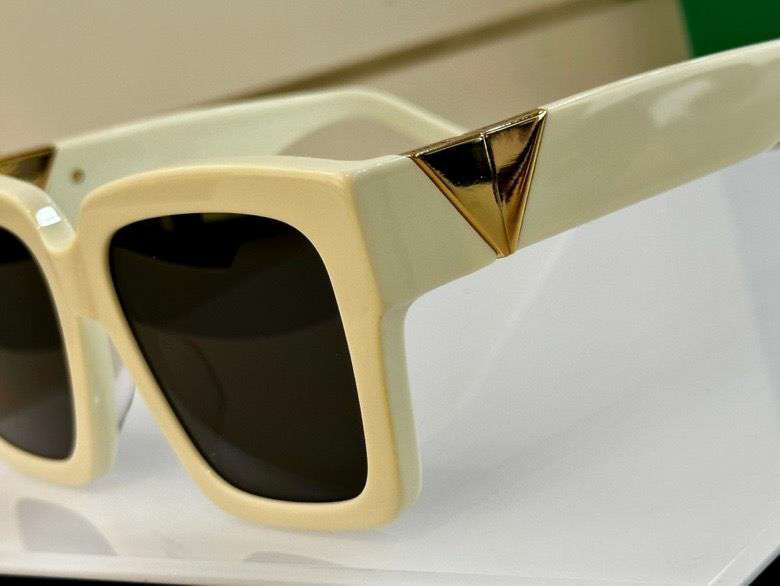 Picture of Bottega Veneta Sunglasses _SKUfw46618569fw